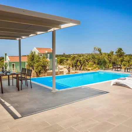 Maria Theo * Mousata